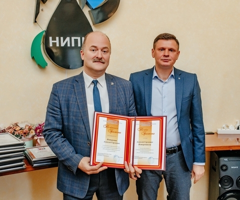 Поторопин А. С. и Грибов Г. Г. на награждении к Дню нефтяника