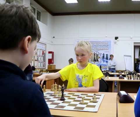  Открытый турнир по быстрым шахматам «Семейная ладья»
